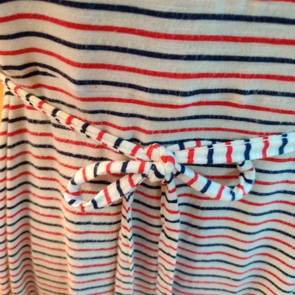 Peekaboo shoulder striped maternity shirt - Picture 7 of 8